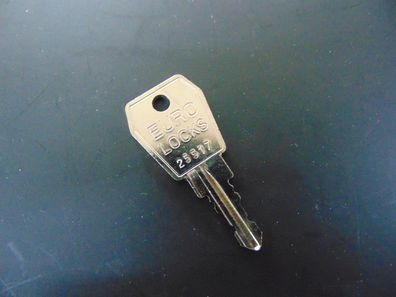 Original Kamei Ersatzschlüssel 25517 Schlüssel für Dachträger und Dachboxen Mercedes