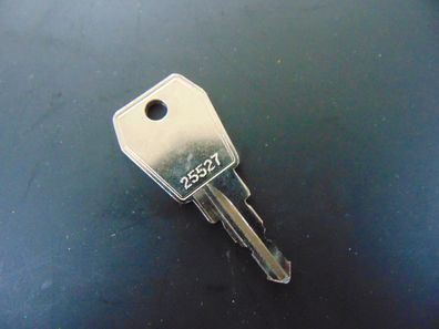 Original Kamei Ersatzschlüssel 25527 Schlüssel für Dachträger und Dachboxen Mercedes