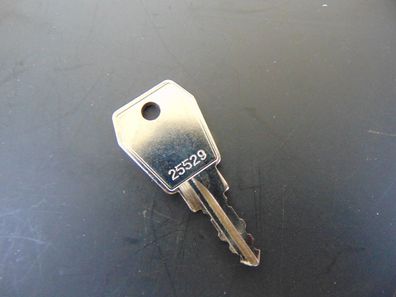 Original Kamei Ersatzschlüssel 25529 Schlüssel für Dachträger und Dachboxen Mercedes