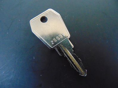 Original Kamei Ersatzschlüssel 25531 Schlüssel für Dachträger und Dachboxen Mercedes