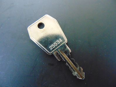 Original Kamei Ersatzschlüssel 25534 Schlüssel für Dachträger und Dachboxen Mercedes
