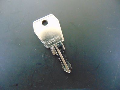 Original Kamei Ersatzschlüssel 25539 Schlüssel für Dachträger und Dachboxen Mercedes