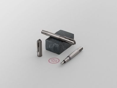 Graf von Faber-Castell Pen of the Year 2020 Tintenroller "Sparta" Ruthenium