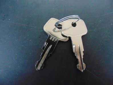 2x Original Kamei Ersatzschlüssel 037 Schlüssel für Dachträger und Dachboxen Mercedes