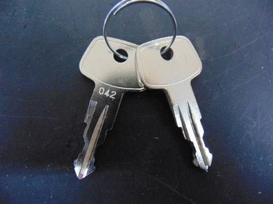 2x Original Kamei Ersatzschlüssel 042 Schlüssel für Dachträger und Dachboxen Mercedes