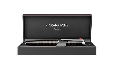 Caran d'Ache Füllfederhalter LÉMAN DE NUIT