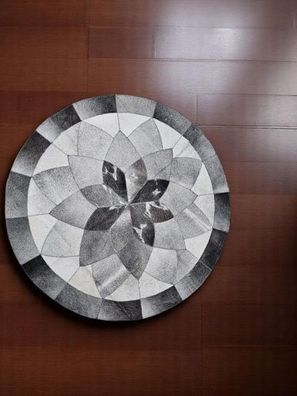 Patchwork Kuhfell Teppich – Blumenmuster & Rund