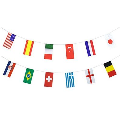 10 x Flaggenkette, Papier 10 m "32 Nations" schwer entflammbar