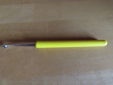 Häkelnadel gelber Griff Gr. 6 Inox