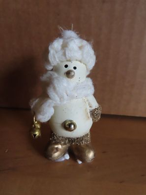 Figur mit Strickmütze Schal Glöckchen beige goldfarben ca.7,7 cm