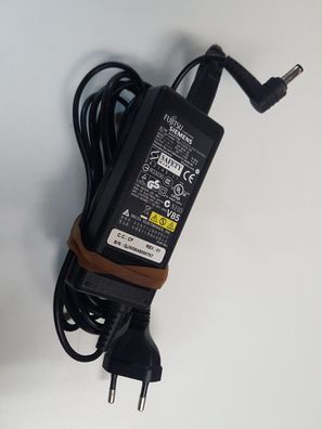 Netzteil von Fujitsu Sioemens ADP-65HB 20V 3,25A