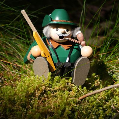 Richard Glaesser Rauchmann Förster / Jäger sitzend aus Seiffen im Erzgebirge