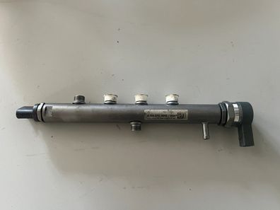 Mercedes Benz OM654 Verteilerrohr Kraftstoffverteiler A6540700095 + A6540780149