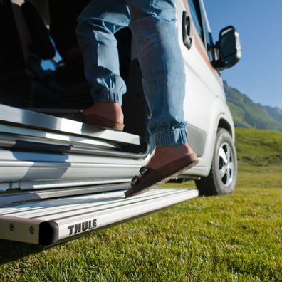 Thule Trittstufe V15 12V 550 Alu