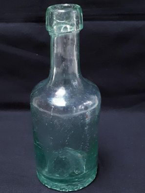 Glasflasche Wolff und Calmberg Berlin