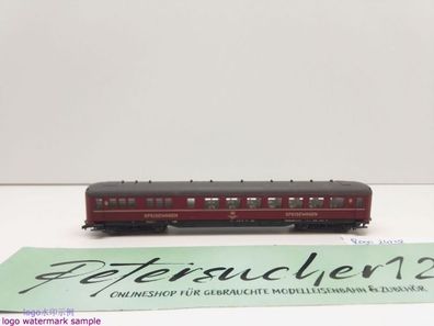 Roco N DC 24238 Schnellzug-Speisewagen 'Schürzenwagen' / WRüg152 / DSG
