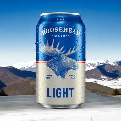 Moosehead Light Dose 24 x 355ml - Leichtbier aus Kanada mit 4% Vol