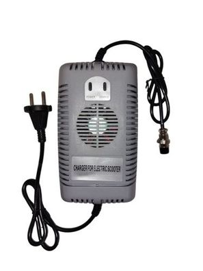 Ladegerät Netzteil Adapter Akku 60V 2.5A 3-Polig Blei-Säure Batterie charger