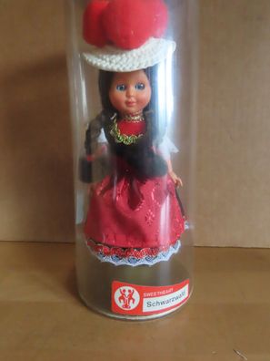 Figur Puppe mit Tracht Schwarzwaldmädel dunkle lange Haare Sweetheart