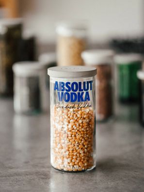 Vorratsglas aus der Wodka Flasche - urban product - Zukunftstrend Upcycling