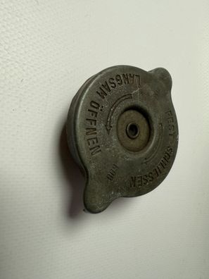 Original Opel AC Delco Rekord Commodore Admiral Kapitän Kühlerdeckel 8113 600