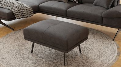 Sven - Modernes Hocker mit Hohe schwarze Metall Füße in Samt-Stoff