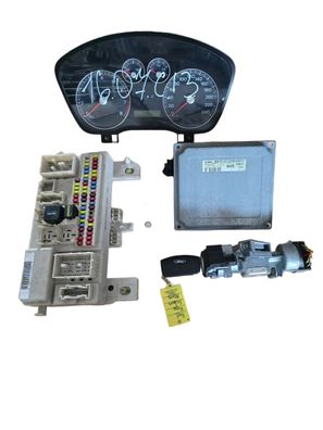 Ford Focus 2 Benzin Motorsteuergerät Set 5M5112A650HE 85kW