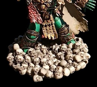 50 Schädel Skulls "ready to use" prepainted 28/32mm für Tabletop / modellbau