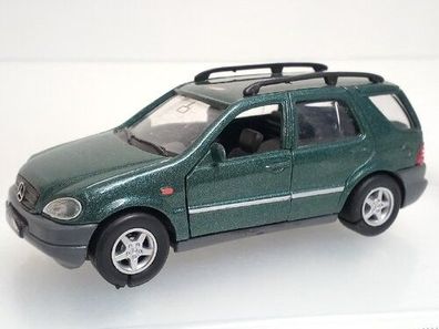 Mercedes ML 320 grünmetallic ca. 1:32 Welly