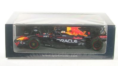 Oracle Red Bull Racing RB18 No.1 (1:43 Spark) Winner Japanese GP and Formula One Driv