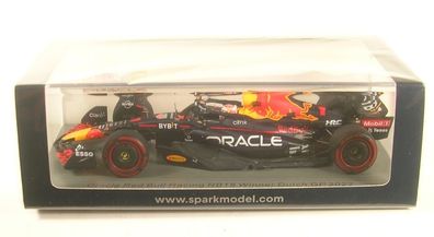 Red Bull Racing RB18 No.1 Winner Dutch GP 2022 (Max Verstappen with pitboard) 30th Ca