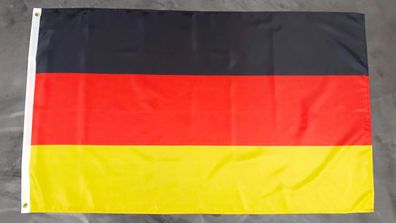 Fahne Flagge Deutschland WM EM mit Ösen - 90 x 150 cm