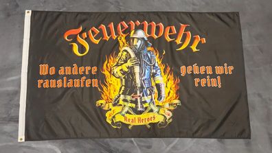 Fahne Flagge Feuerwehr - Wo andere rauslaufen gehen wir rein - 90 x 150 cm