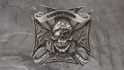 Pin Pirat Piratenkreuz Totenkopf EK - Loyal to Me - 3,5 x 3,5 cm