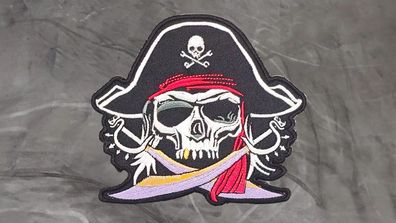 Aufnäher Aufbügler Patch Pirat Totenkopf mit Hut und Säbel - 9 x 10 cm