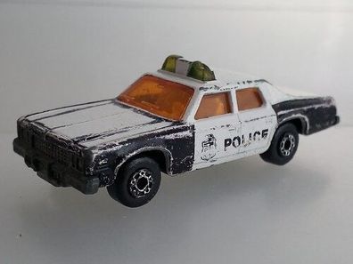 Plymouth Gran Fury Police Matchbox Lesney Superfast No.10