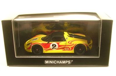 Porsche 918 Spyder Weissach Package No.2 Kyalami Racing Design (red/yellow) 2015