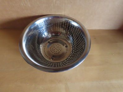 kleines Sieb Durchschlagsieb Dämpfsieb Metall / ca. 6,9 cm hoch