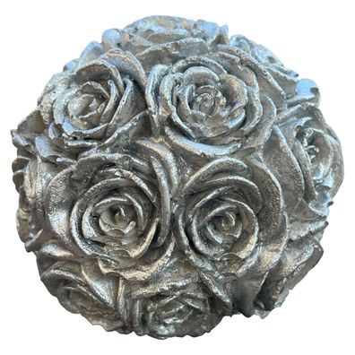 Beton Rosenkugel groß mit silberner Patina - eine ganz besondere Dekoration