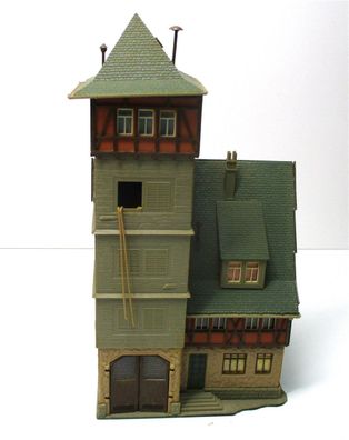 Spur H0 Vollmer 20817 Stadt-Feuerwache mit Schlauchturm