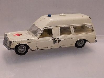 Mercedes Binz Krankenwagen Europ 1200L Siku V306 #097* (4511)