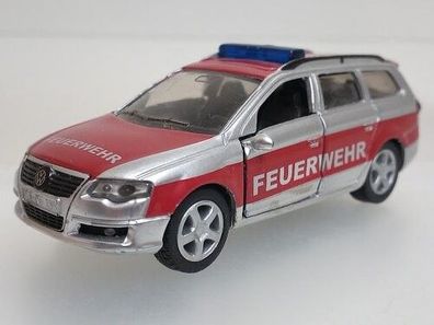 VW Passat Variant 2,0 FSI Feuerwehr Rot/Silber 1:55 Siku 1307 Modellauto