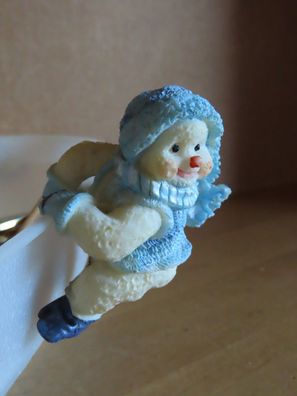 Figur Schneemann Kantenhänger klettert hellblaue Kleidung ca. 7,5 cm H