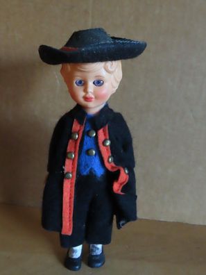 Figur Puppe mit schwarzer Jacke flacher Hut Reiseandenken ca. 18 cm H