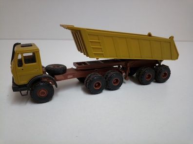 Mercedes Sattelkipper ocker 1:87 Kibri 14050 gebauter Bausatz Modellauto