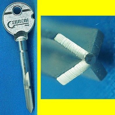 Errebi Schlüsselrohling PKX75 - Kreuzschlüssel 82 mm lang - Schlüssel mit Kreuzbart