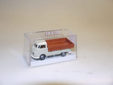 1:87 Brekina 32930 VW T1 Pritsche grau/Auflieger braun, neu