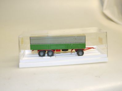 1:87 Brekina 5530 3-Achs-Anhänger grün, neu
