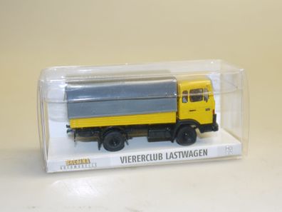 1:87 Brekina 34750 Viererclub Volvo F613 Pritsche/Plane gelb – top/ovp