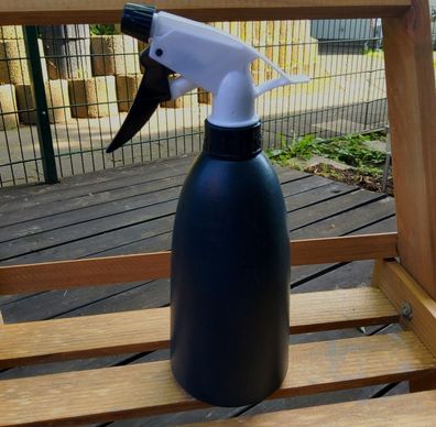 Blumen oder Garten Sprühflasche Schwarz
